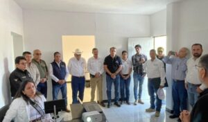 SRU-039-2026.-Inauguran-Centro-de-Emergencias-Sanitarias-contra-gusano-barrenador-2-850x500