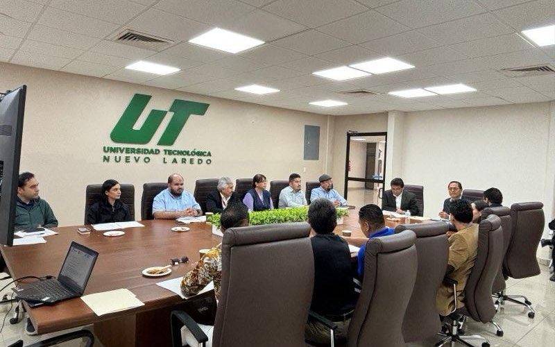UTN-004-2026.-Avanza-UT-Nuevo-Laredo-en-nueva-acreditacion-de-la-carrera-de-Ingenieria-Mecatronica-800x500