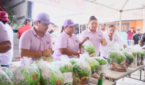 Américo y María de Villarreal benefician a miles en González a través de la brigada Transformando Familias