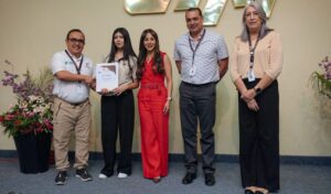 Respalda la UT Matamoros a estudiantes con becas para fortalecer permanencia escolar